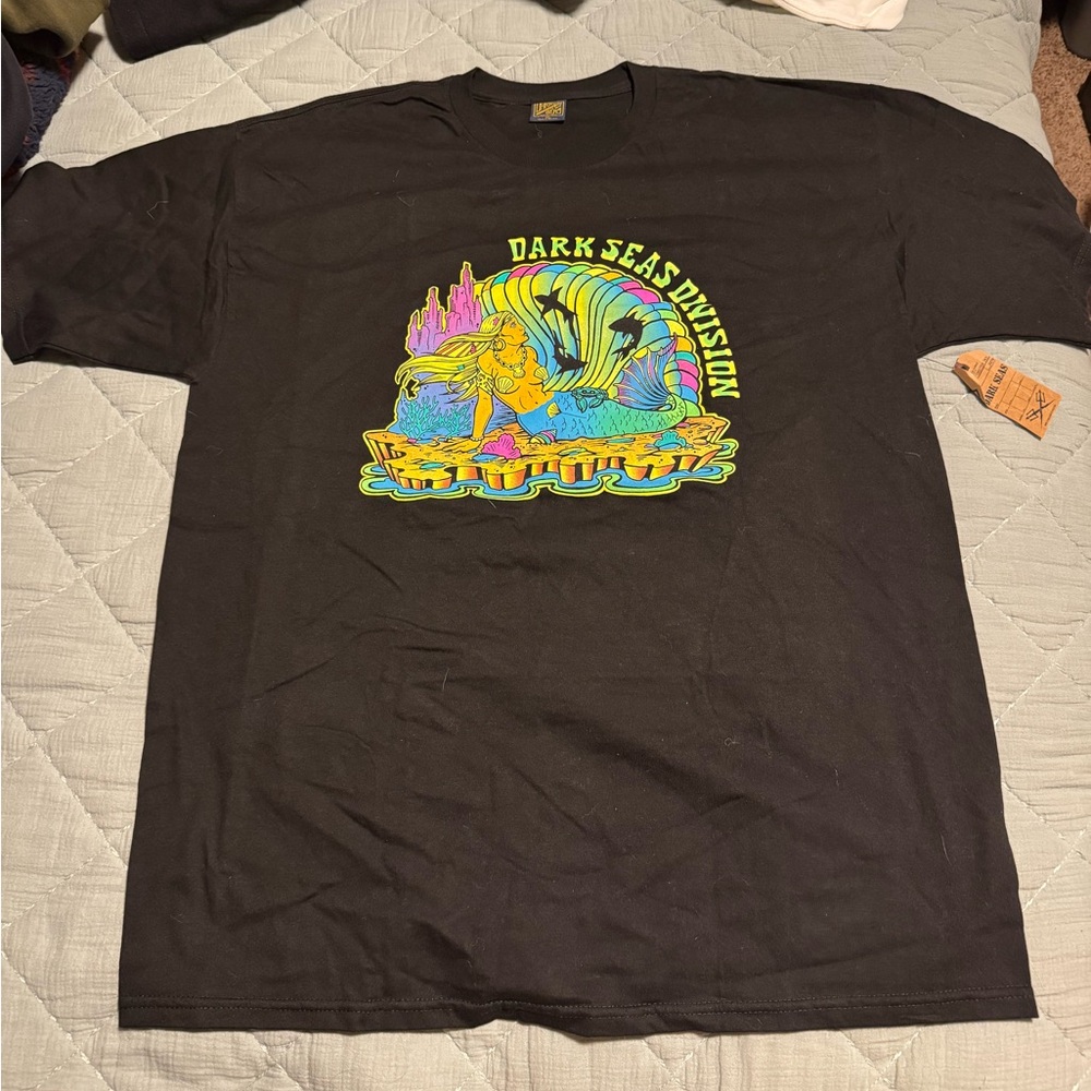 Dark seas T-shirt